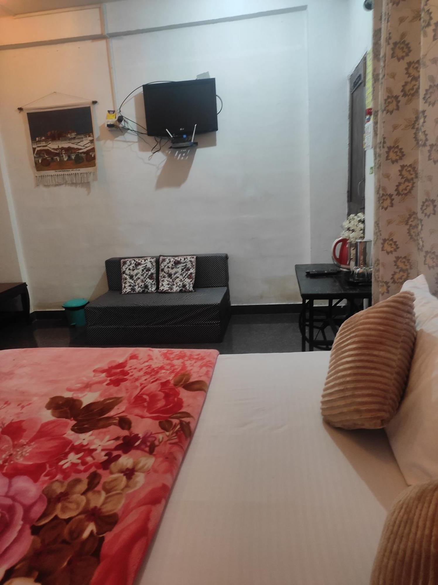 Hill Veu Home Bir Billing Стая снимка